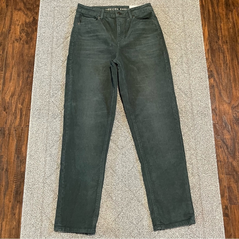 American Eagle Jeans Womens 2 Green Mom Straight Jean Stretch Corduroy NWT